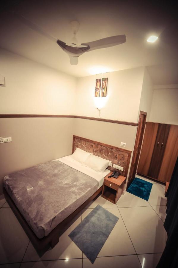 Icon Residency Hotel Kalpatta Exterior foto