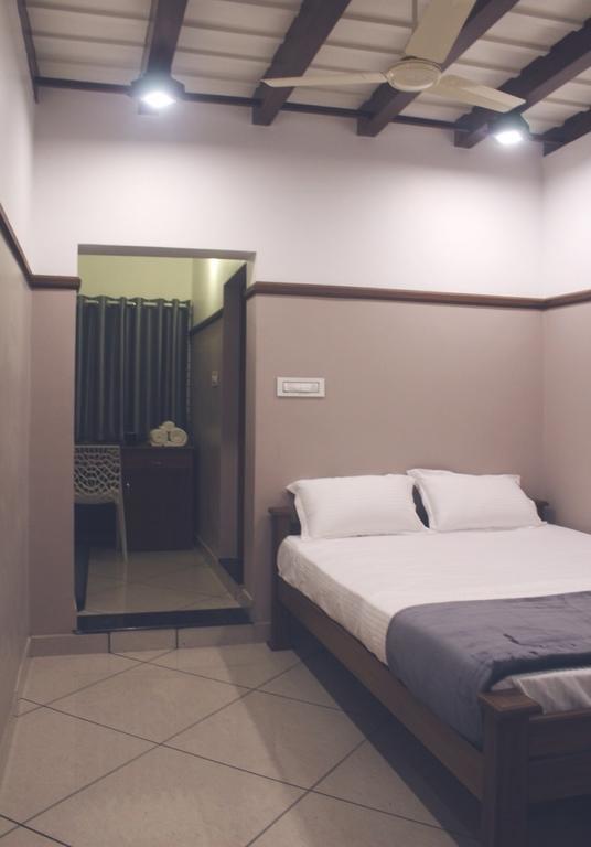 Icon Residency Hotel Kalpatta Cameră foto