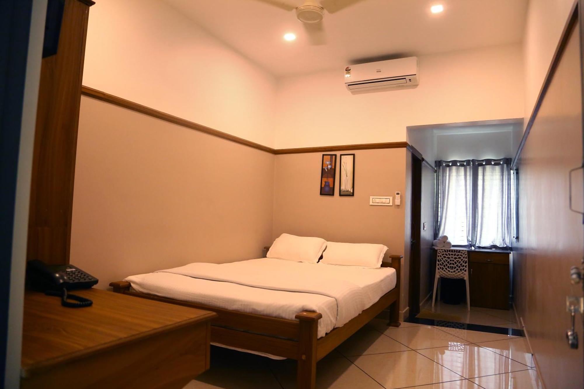 Icon Residency Hotel Kalpatta Exterior foto