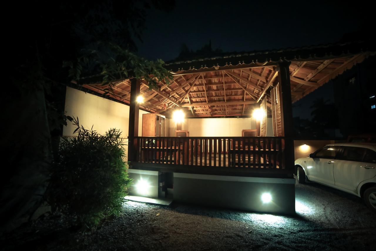 Icon Residency Hotel Kalpatta Exterior foto