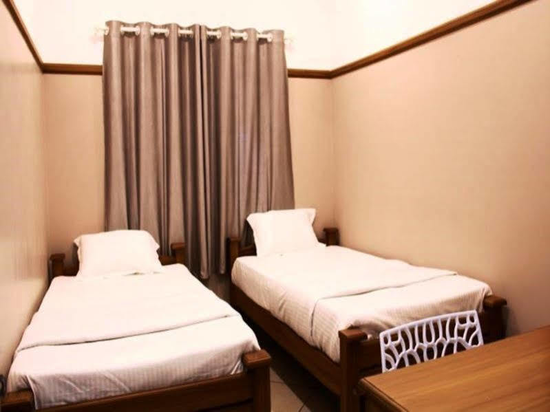 Icon Residency Hotel Kalpatta Exterior foto